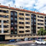 edificio-federico-onis-escaleras-1234-foto-h680